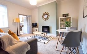 Parsons Apartments By Week2Week